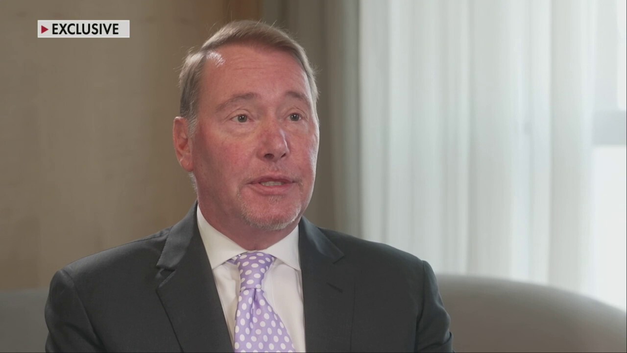 Jeffrey Gundlach warns over ‘a death spiral’ with your personal finances