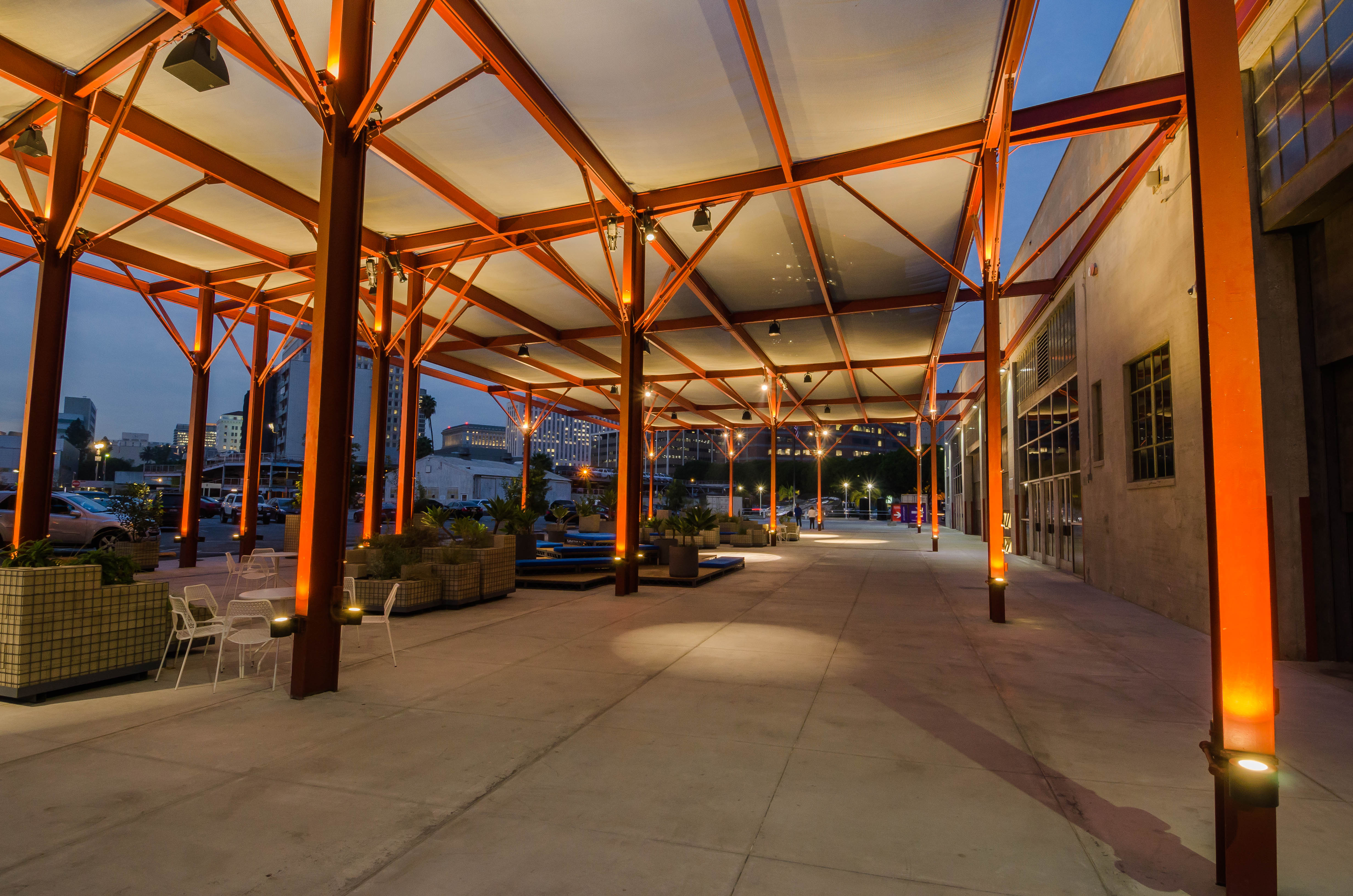 The Aileen Getty Plaza (Exterior), photo by Gene Ogami