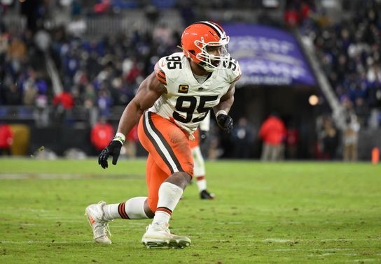 Image for story: Myles Garrett becomes highest-paid non-quarterback in NFL history at $40 million per year