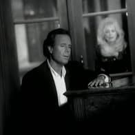 Primary photo for Julio Iglesias & Dolly Parton: When You Tell Me That You Love Me