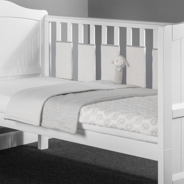 Miniuno Little Baa Lamb 5-Piece Cot / Cot Bed Quilt, Bumper, Blanket Bedding Set - Grey Swirls Grey Swirls 