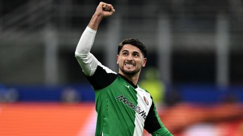  Julian Carranza of Feyenoord celebrates his goal against AC Milan.