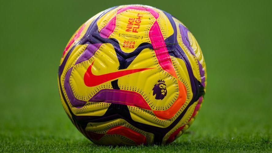 Premier League ball